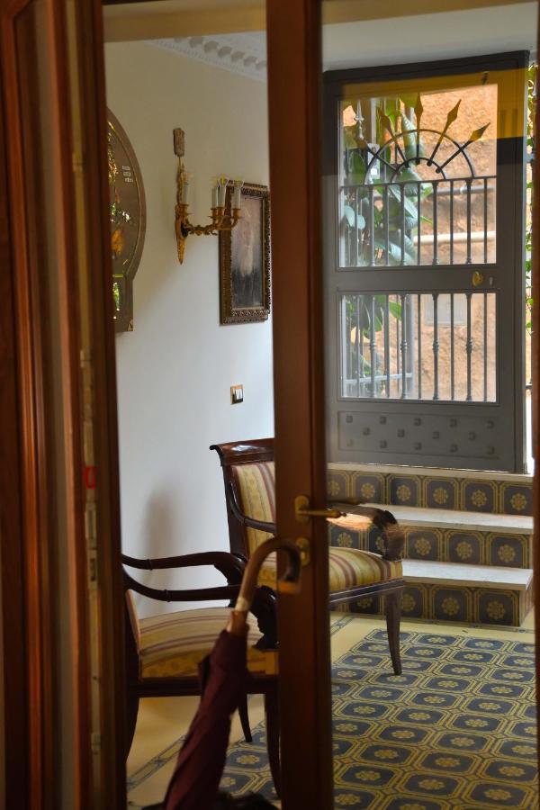 Regal House Roma Capucci 6 Hotel Exterior foto