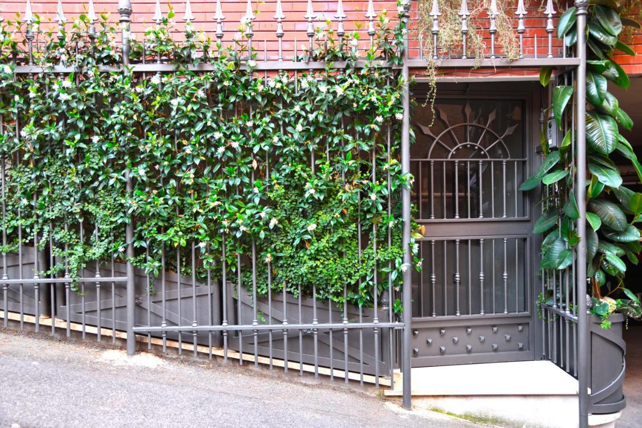Regal House Roma Capucci 6 Hotel Exterior foto