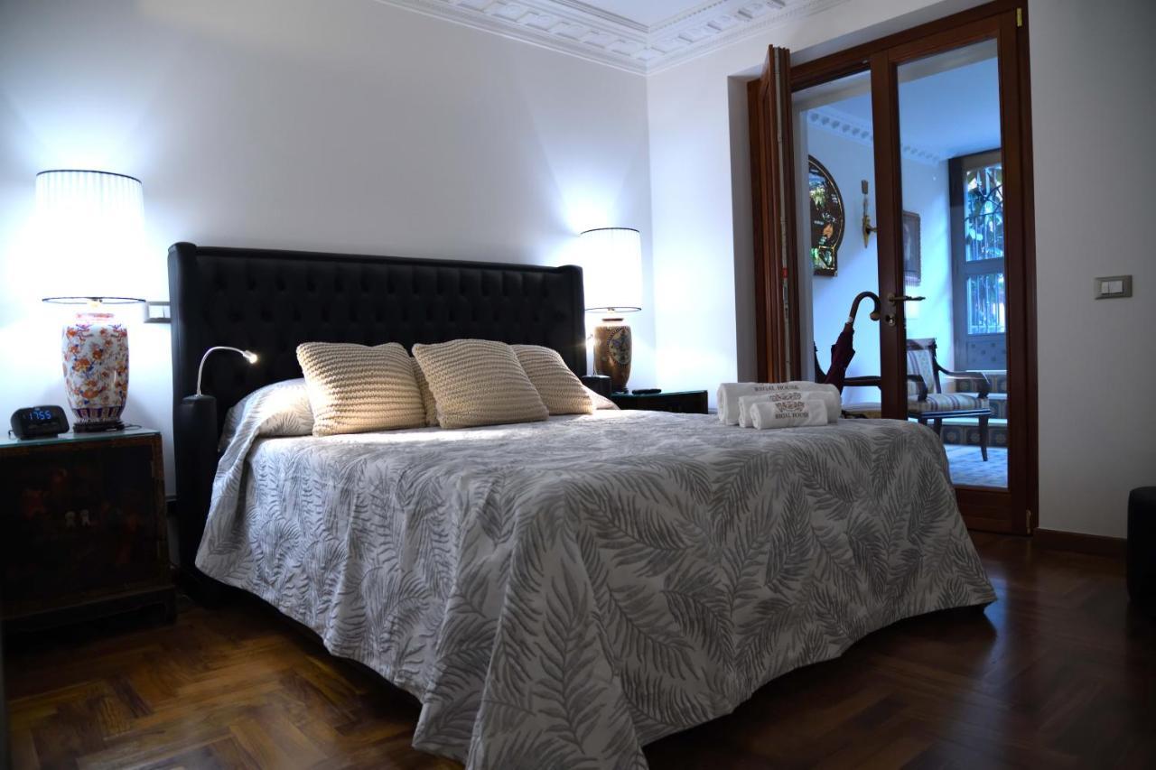 Regal House Roma Capucci 6 Hotel Exterior foto