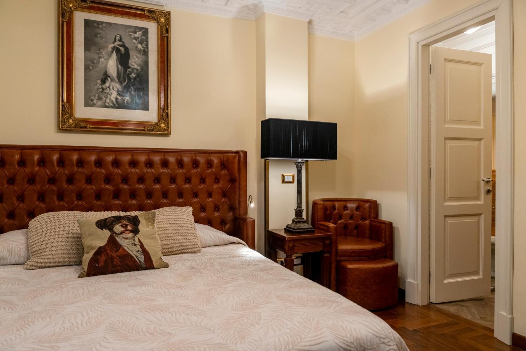 Regal House Roma Capucci 6 Hotel Exterior foto